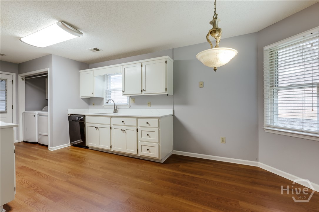 137 Lucy Lane Property Photo 10