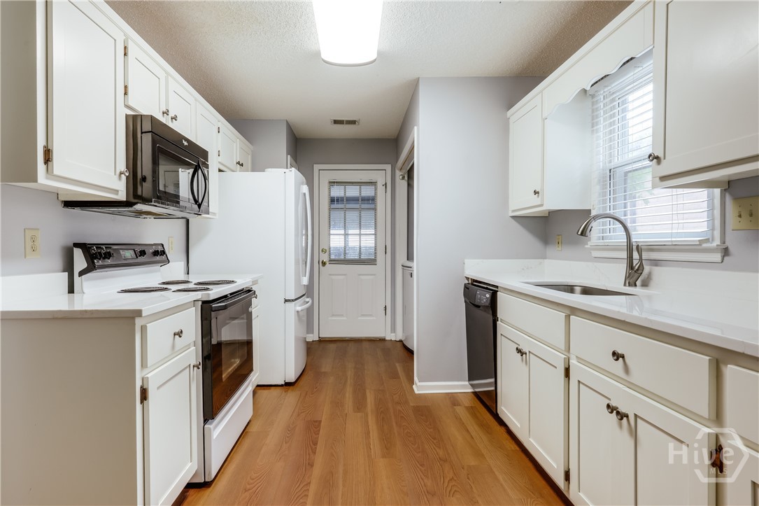 137 Lucy Lane Property Photo 13