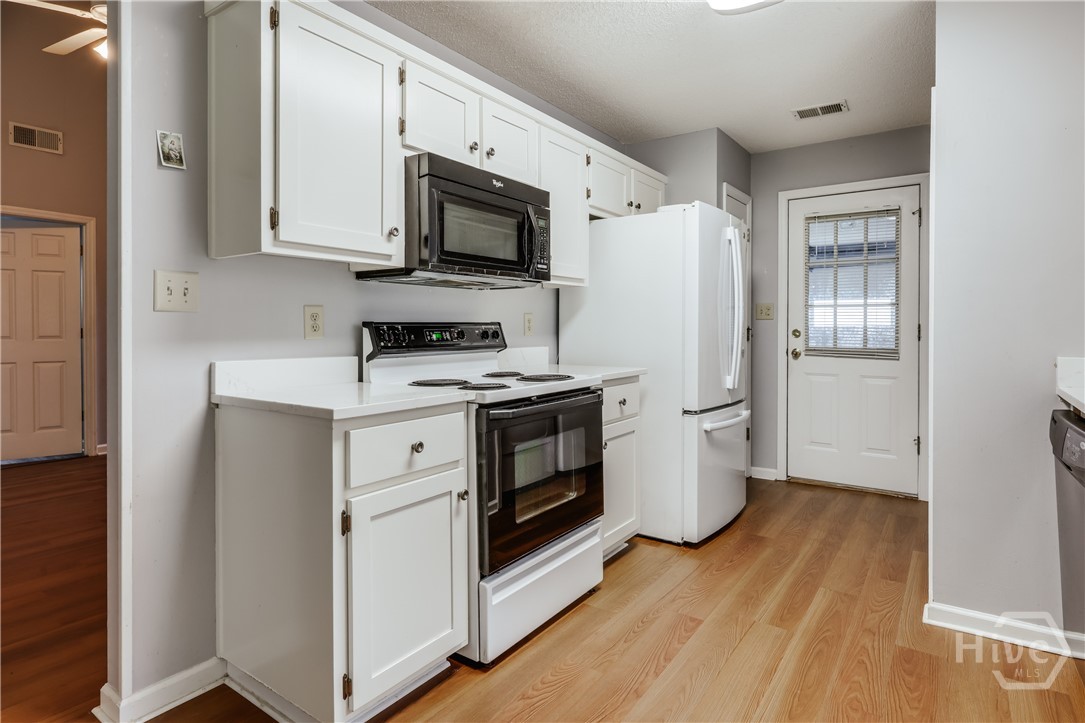 137 Lucy Lane Property Photo 14
