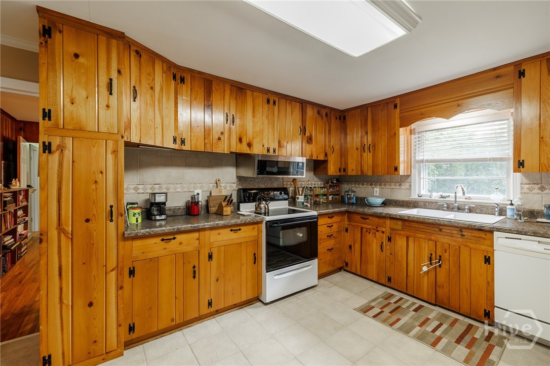150 Hardin Drive Property Photo 14