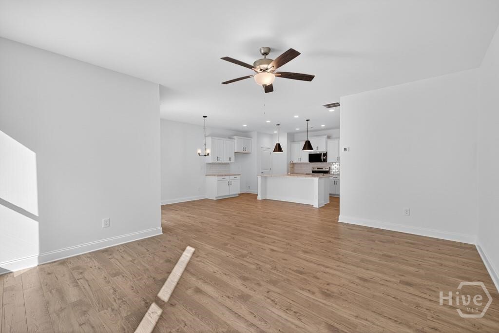 145 Windsor Park Court Property Photo 8