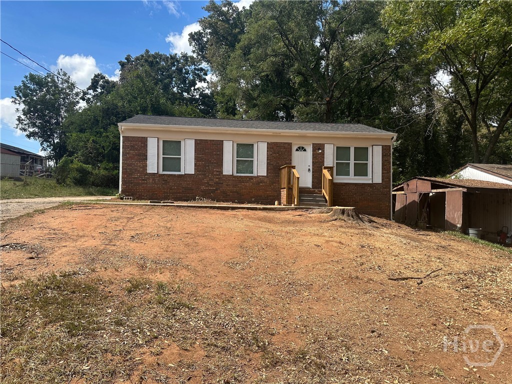 131 Martin Circle Property Photo 1