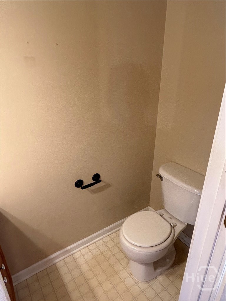 637 Huntington Road Property Photo 15