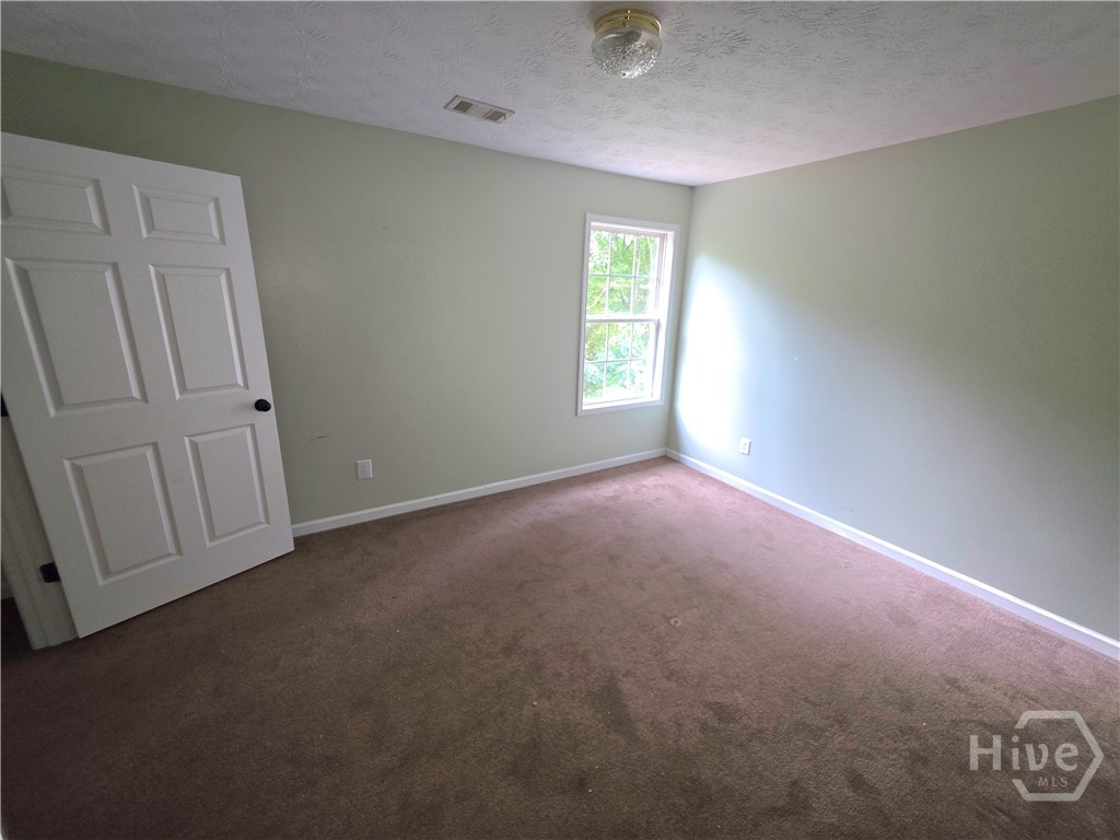 421 Shenandoah Court Property Photo 13
