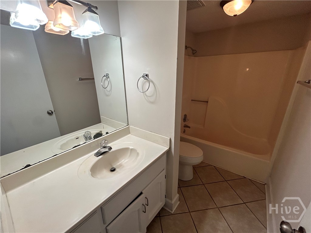 2505 W Broad Street 321 Property Photo 19