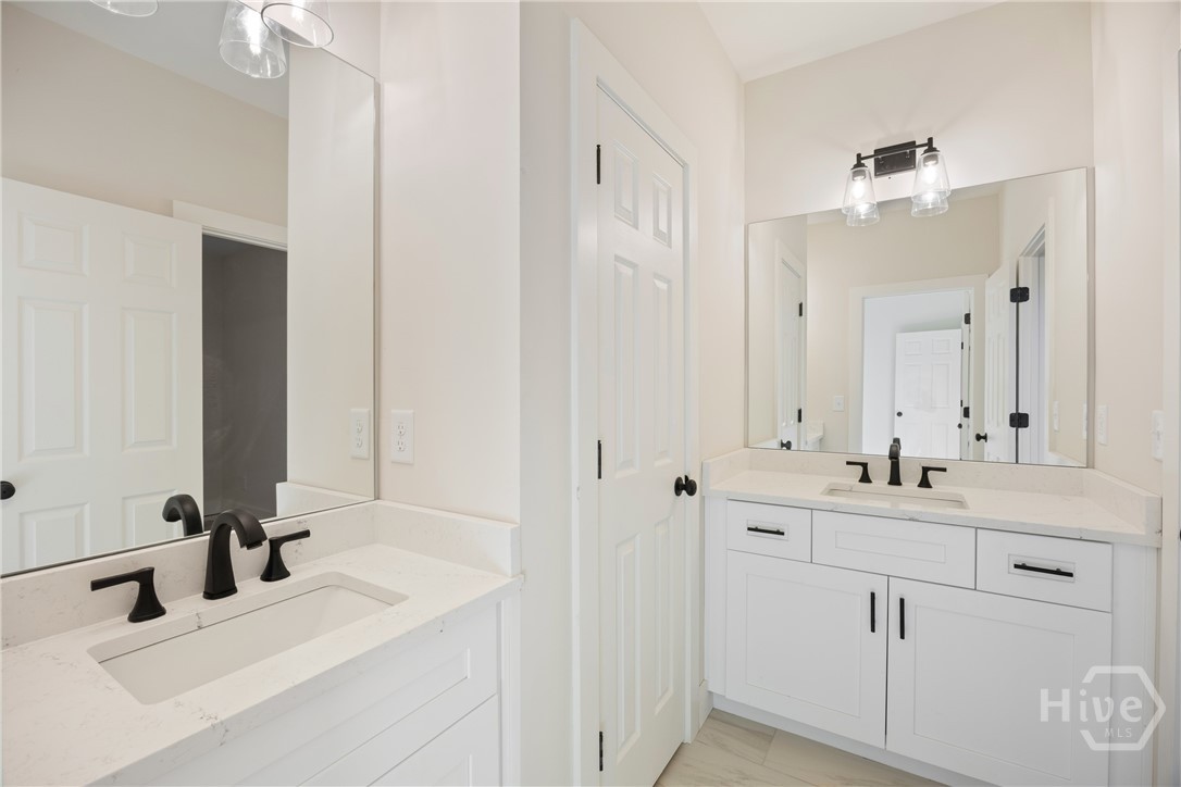 360 Ansley Property Photo 17