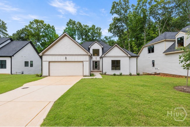 380 Ansley Drive Property Photo 2