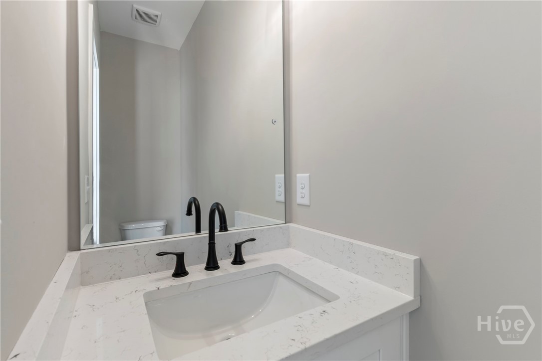 380 Ansley Drive Property Photo 14