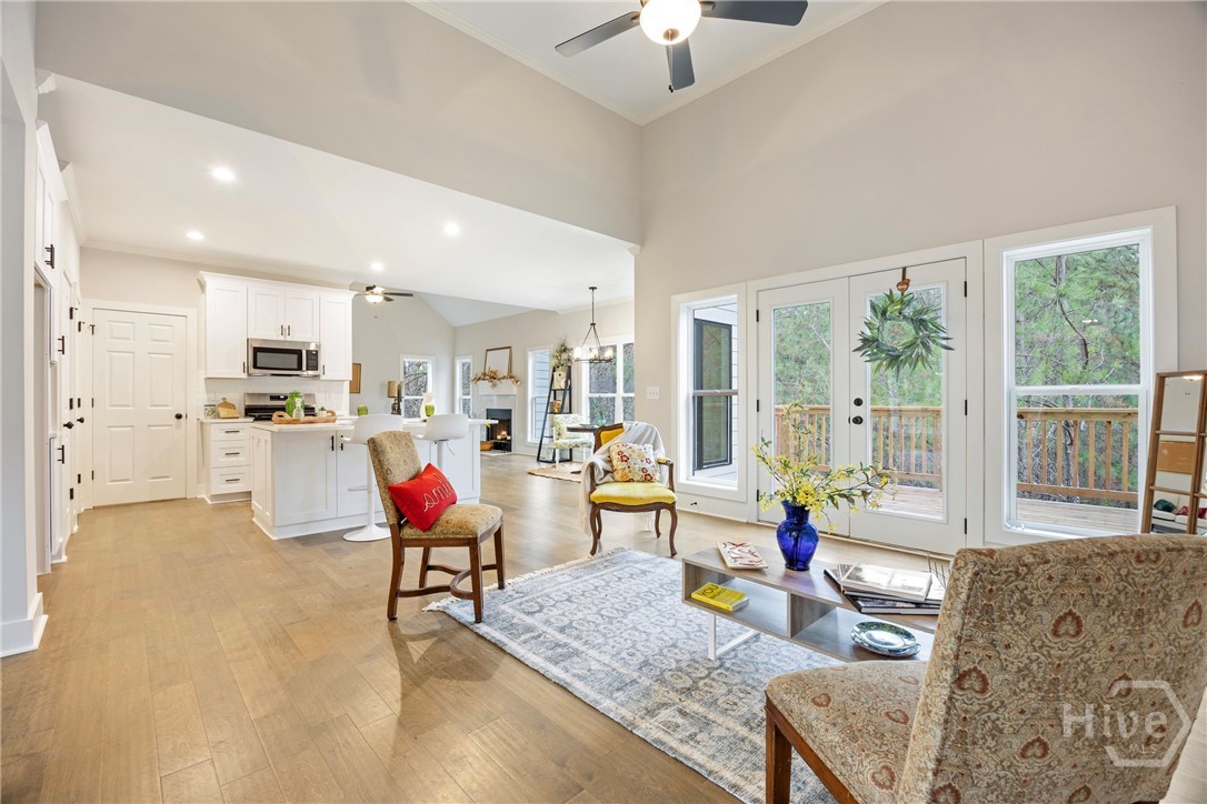 400 Ansley Property Photo 4