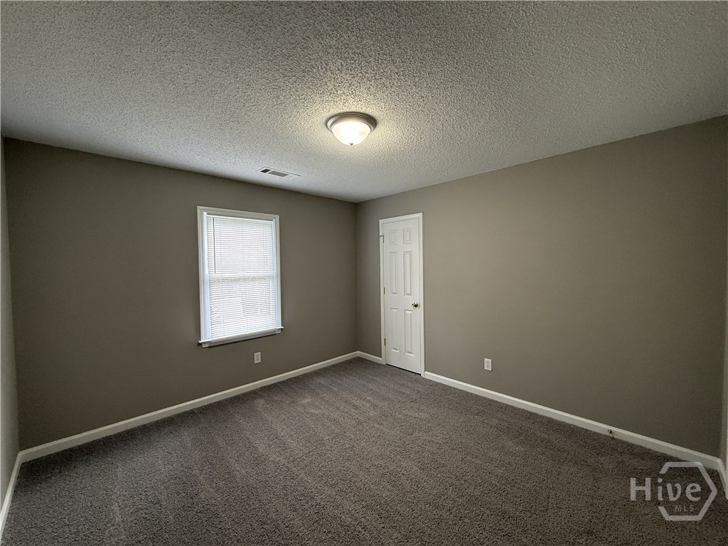106 Pheasant Run Property Photo 11