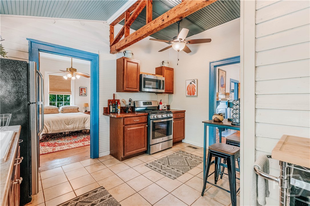 186 First Street Property Photo 15