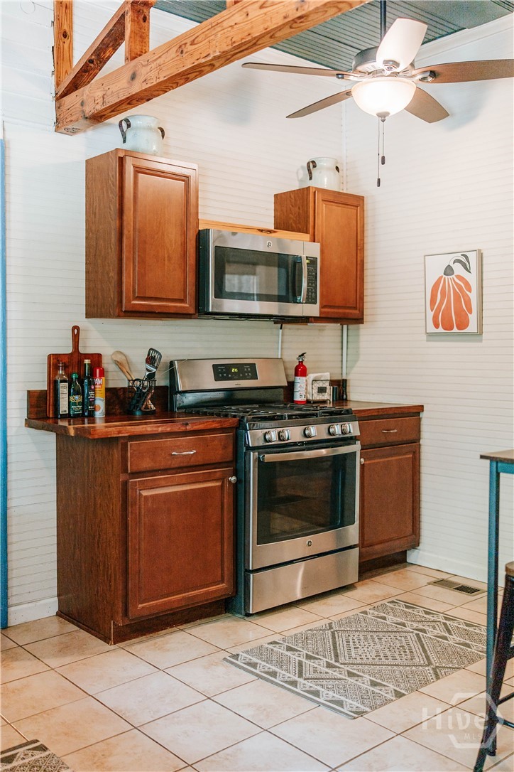 186 First Street Property Photo 16
