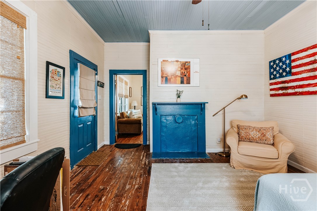 186 First Street Property Photo 25