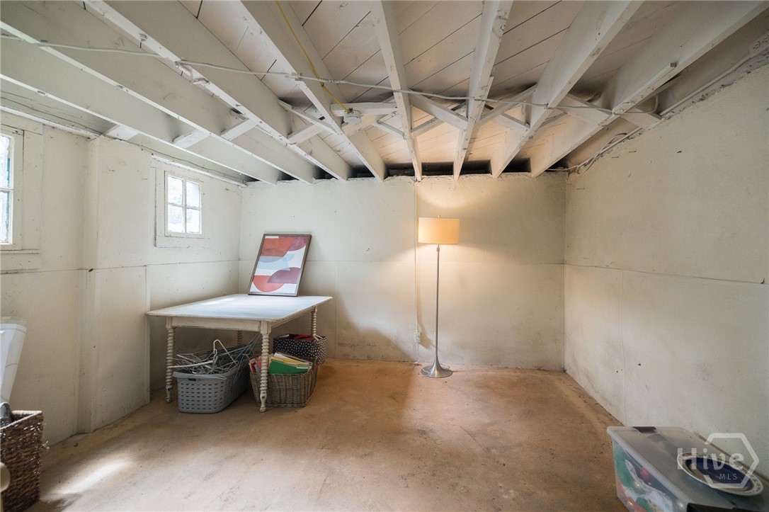 186 First Street Property Photo 27