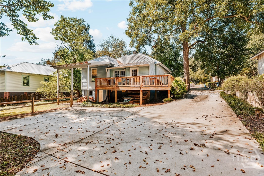 186 First Street Property Photo 28