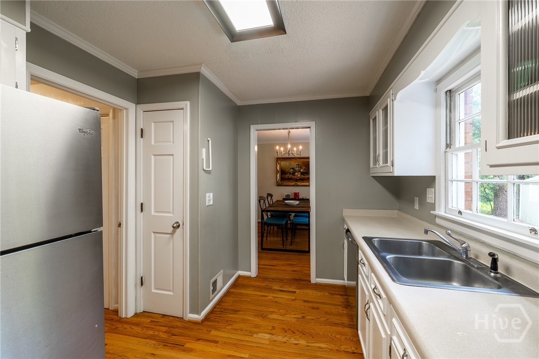 140 Rollingwood Drive Property Photo 10