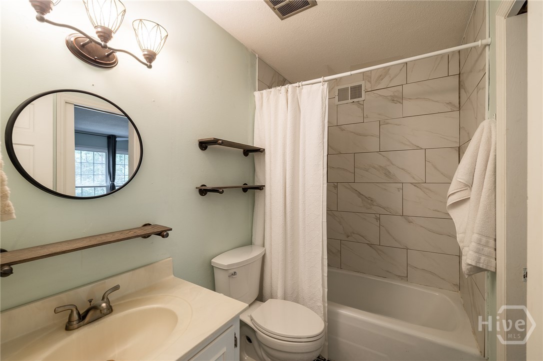 140 Rollingwood Drive Property Photo 24