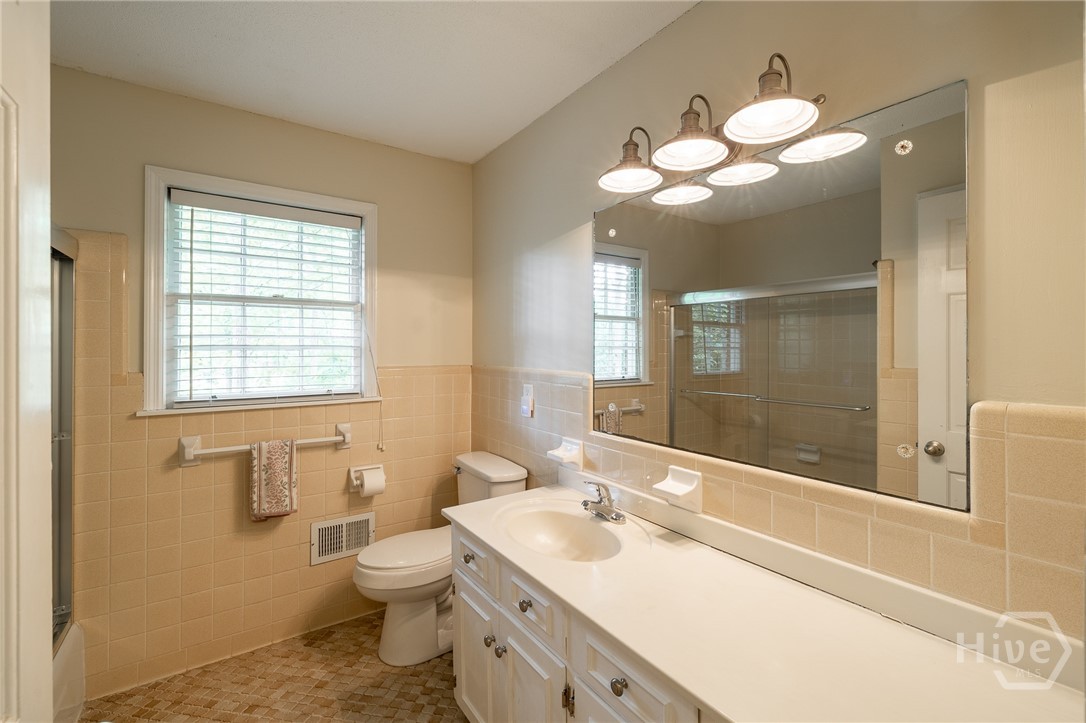 140 Rollingwood Drive Property Photo 34