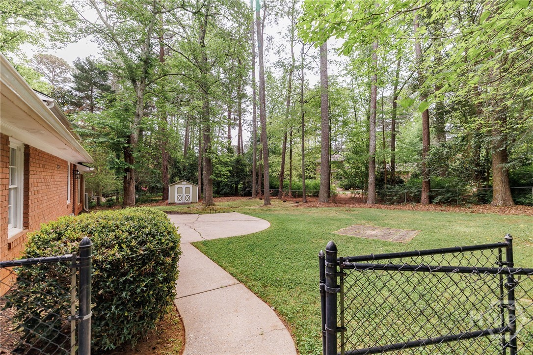 140 Rollingwood Drive Property Photo 44