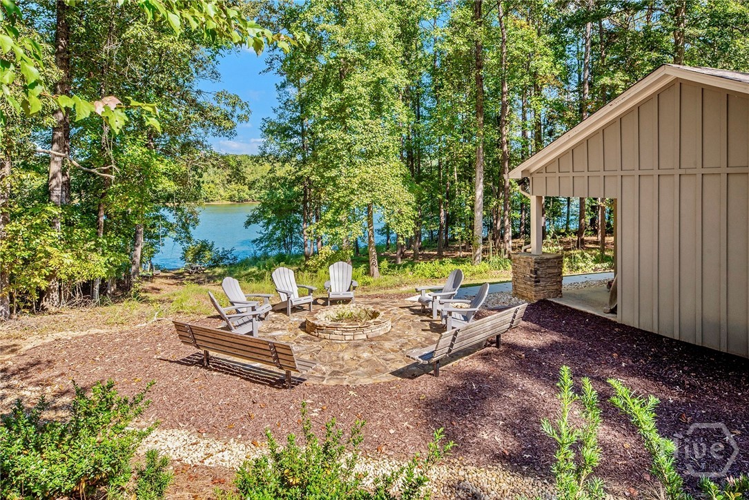 564 Bear Creek Lane Property Photo 11