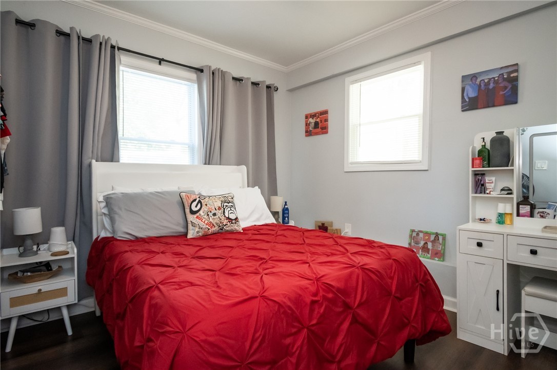 120 Hillside Street Property Photo 20