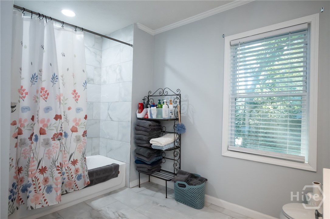 120 Hillside Street Property Photo 24
