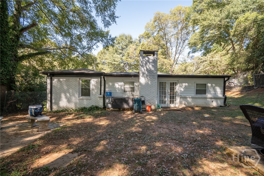 120 Hillside Street Property Photo 36