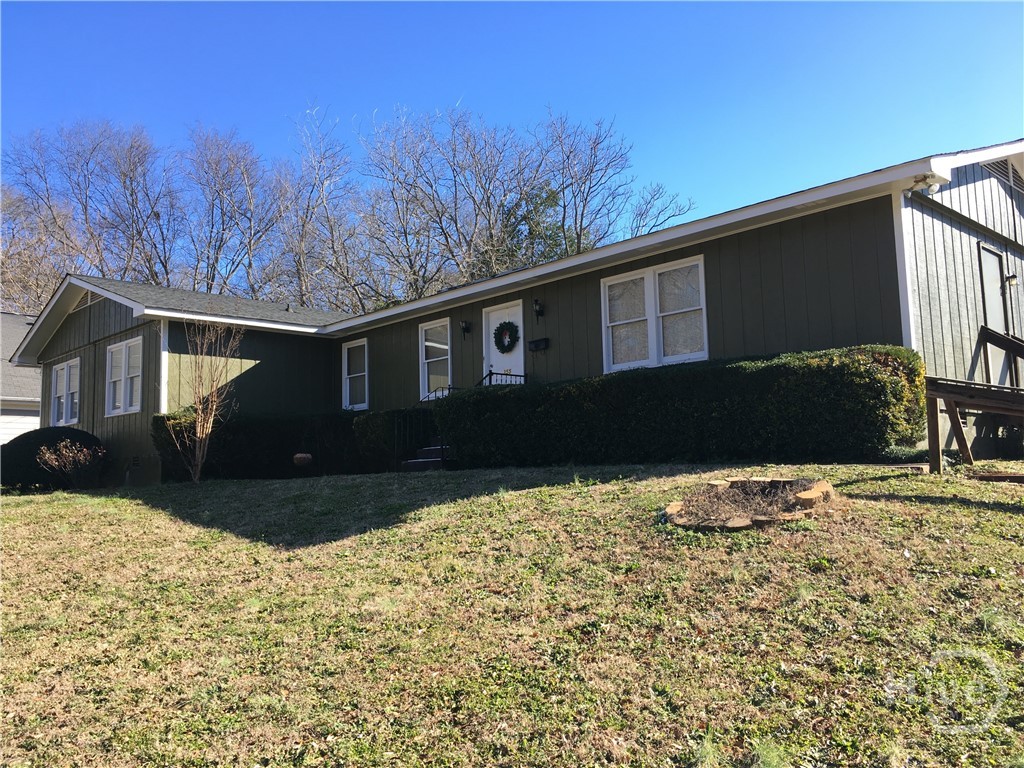 355 The Plaza Property Photo 1