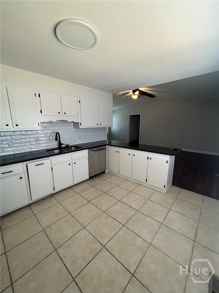 355 The Plaza Property Photo 2