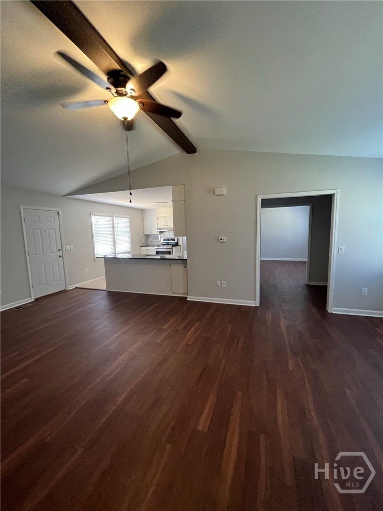 355 The Plaza Property Photo 4