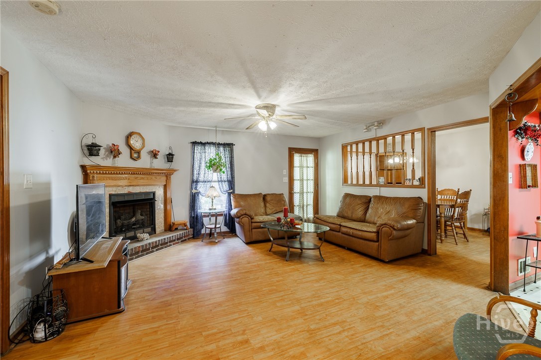 606 Berkeley Road Property Photo 3