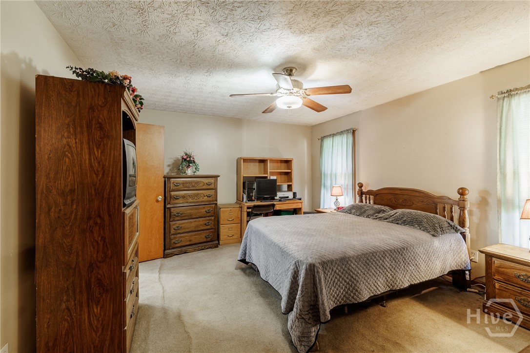 606 Berkeley Road Property Photo 11