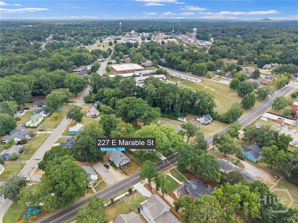 227 E Marable Street Property Photo 2