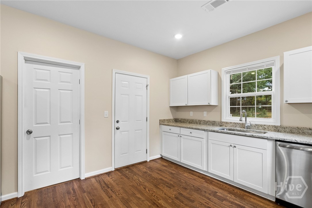 227 E Marable Street Property Photo 17