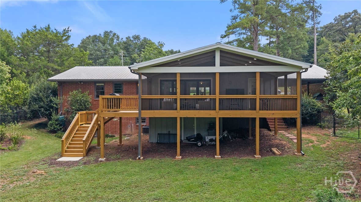 535 Riverhill Property Photo 15