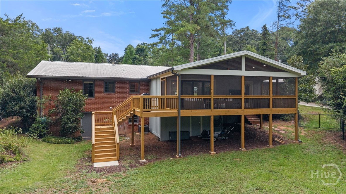 535 Riverhill Property Photo 16
