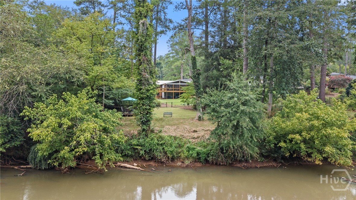 535 Riverhill Property Photo 20