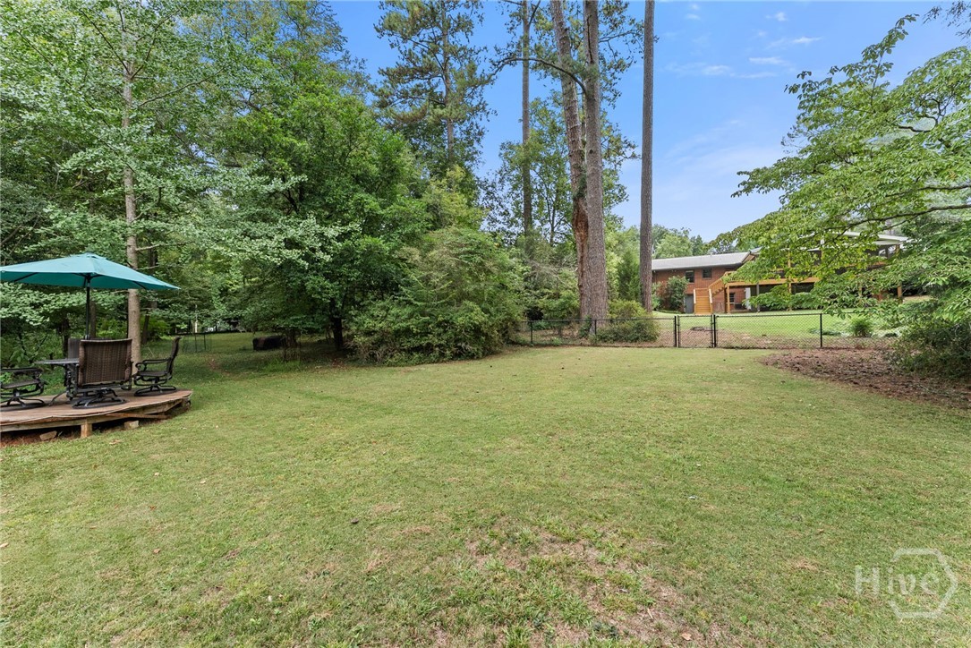 535 Riverhill Property Photo 31