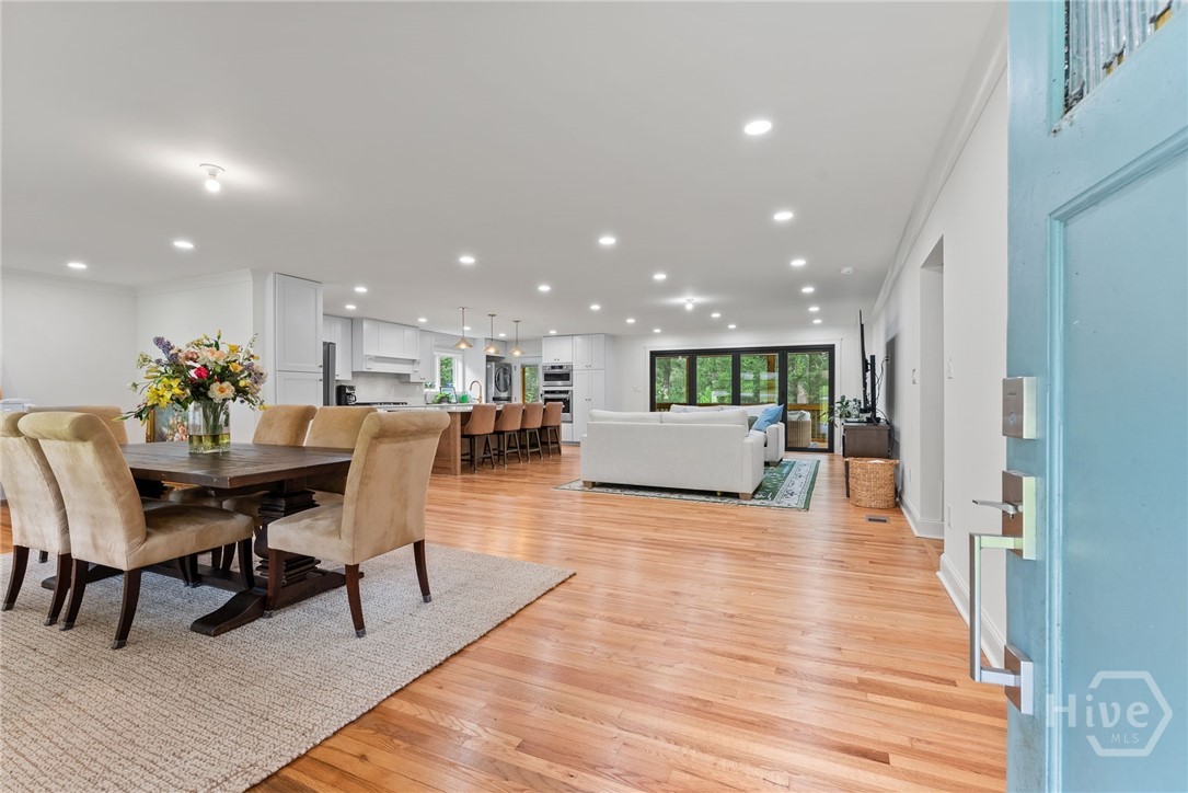 535 Riverhill Property Photo 36