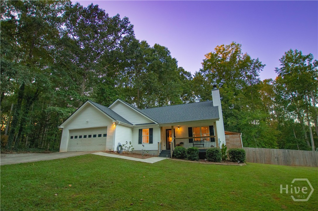 5727 Kings Court Property Photo 5