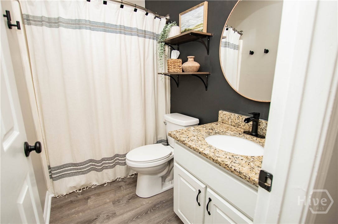 5727 Kings Court Property Photo 28
