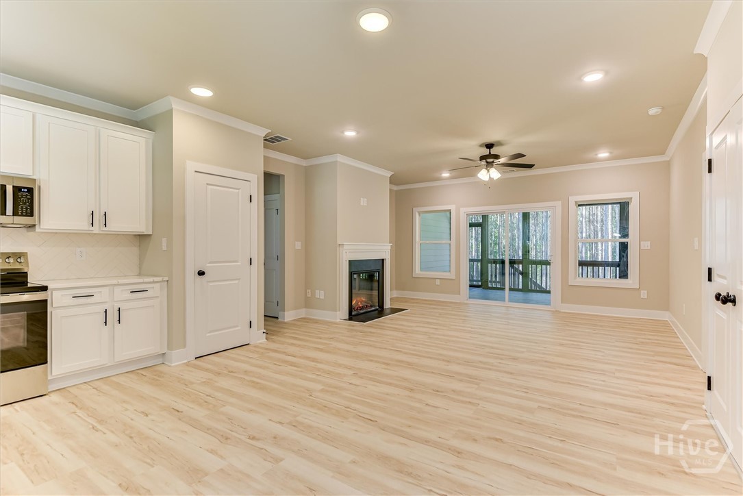 1165 Watersedge Cove Property Photo 15