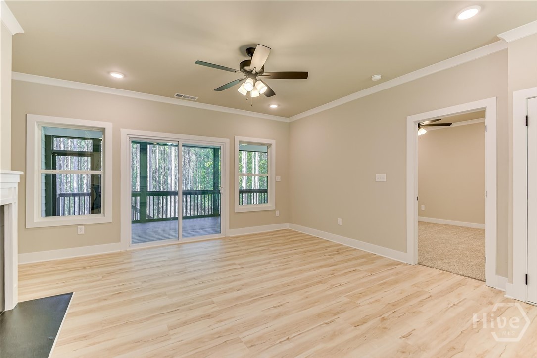 1165 Watersedge Cove Property Photo 17