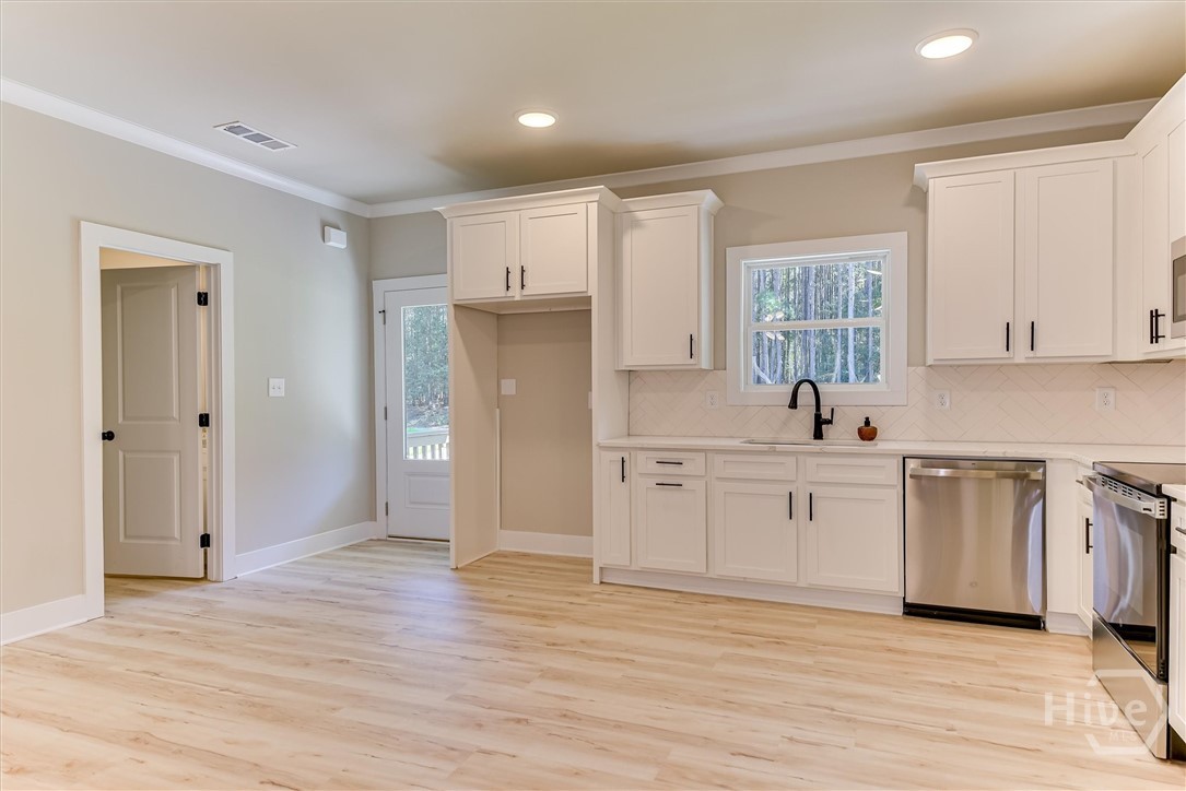1165 Watersedge Cove Property Photo 20