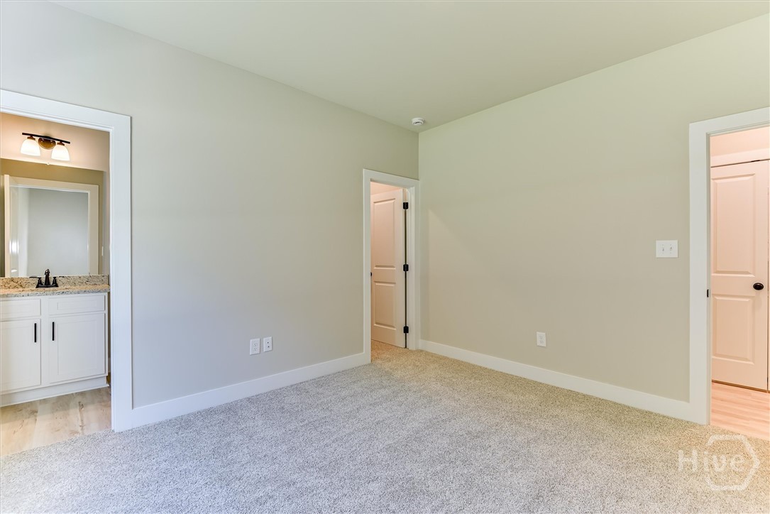 1165 Watersedge Cove Property Photo 28
