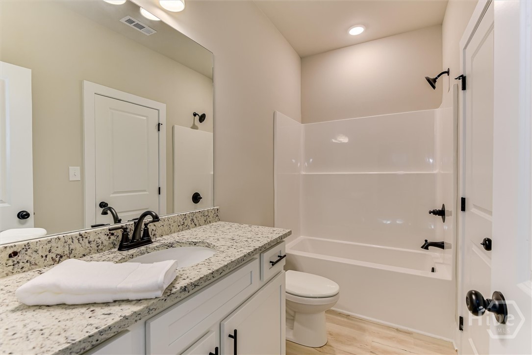 1165 Watersedge Cove Property Photo 35