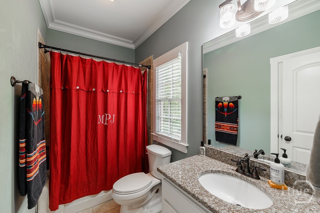 2226 Allens Way Property Photo 27