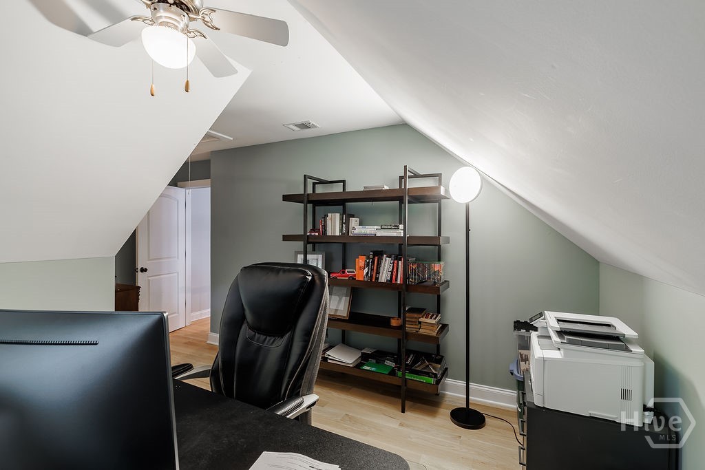 2226 Allens Way Property Photo 34