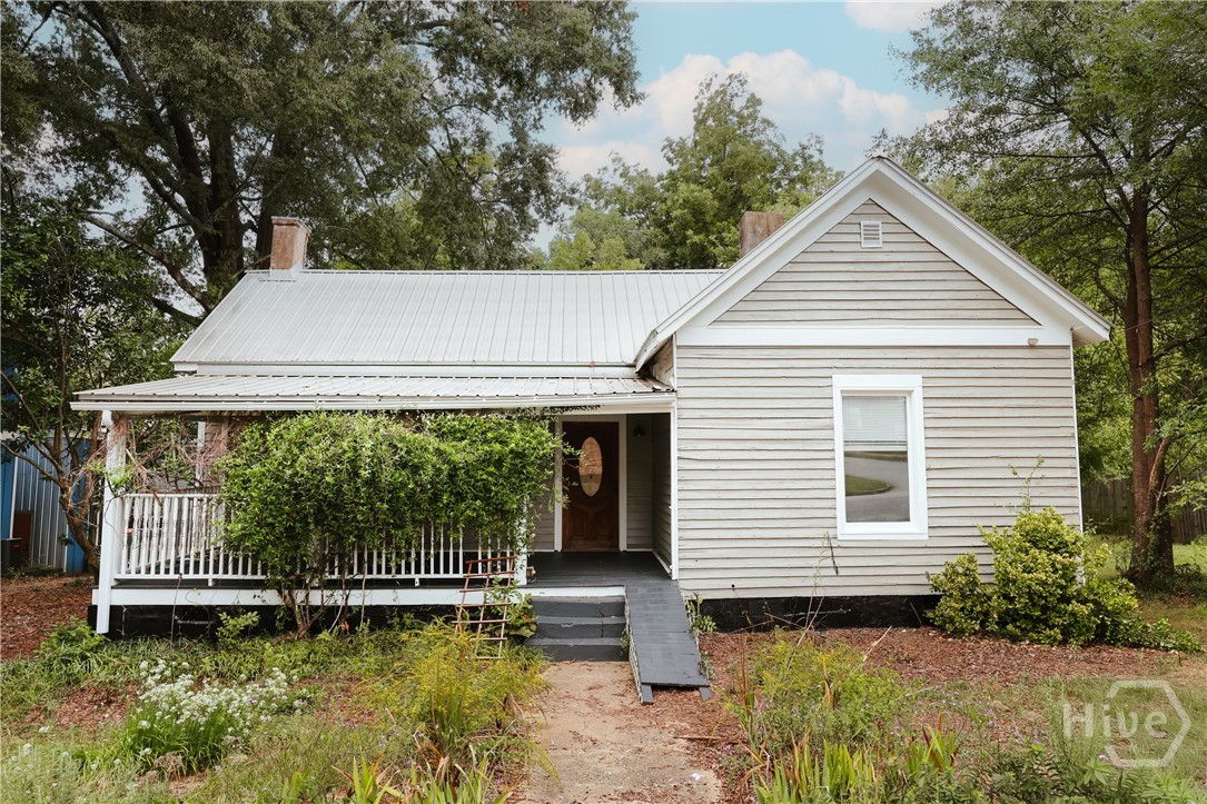 291 Athens Avenue Property Photo 1