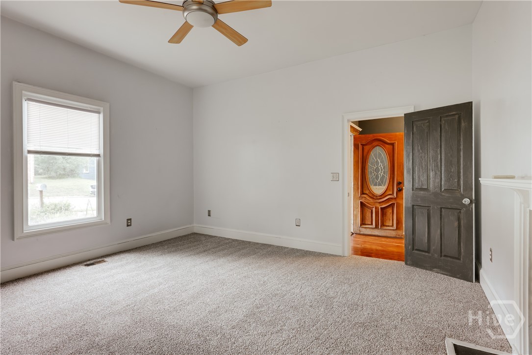 291 Athens Avenue Property Photo 9